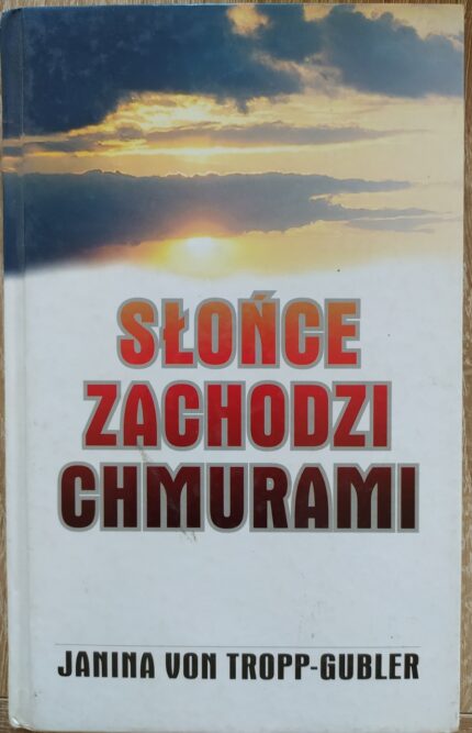 Słońce zachodzi chmurami_