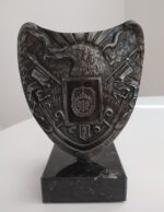 Statuetka upamiętniająca wyzwolenie niemieckiego obozu koncentracyjnego KL Holleischen #501