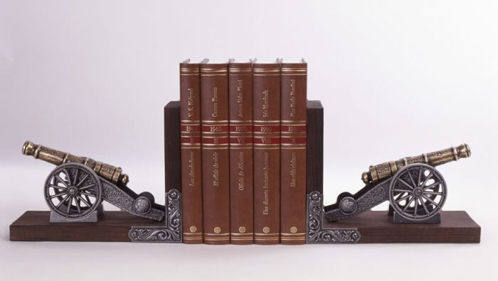Zestaw podpórek do książek - armatki - obrazek 1