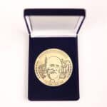 Medal pamięci Feliksa Konecznego – w etui