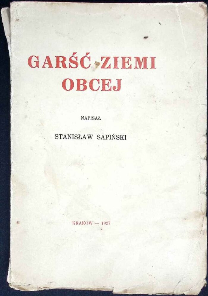 Garść ziemi obcej - obrazek 1